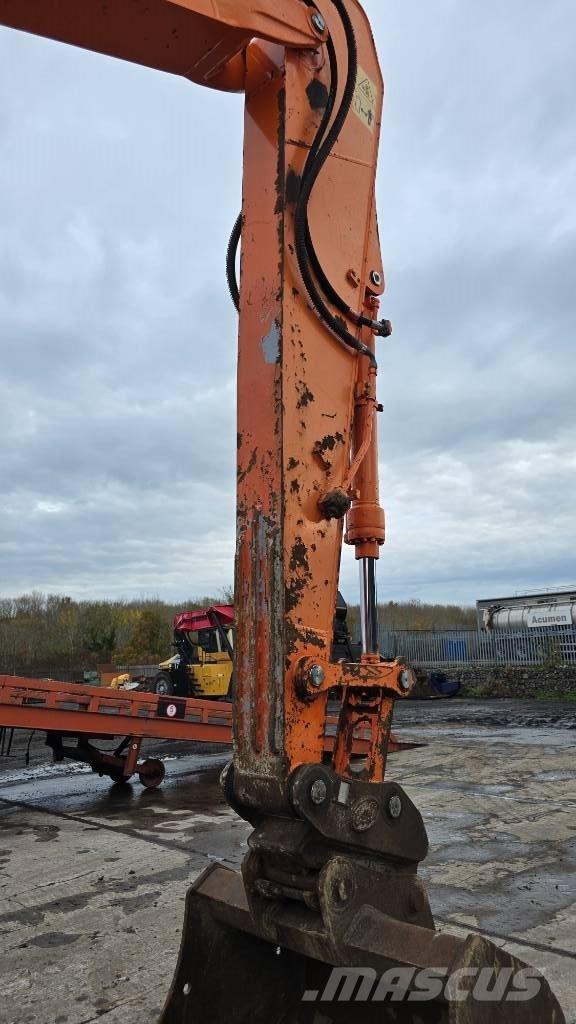 Doosan DX 140 LCR-3 Crawler excavators