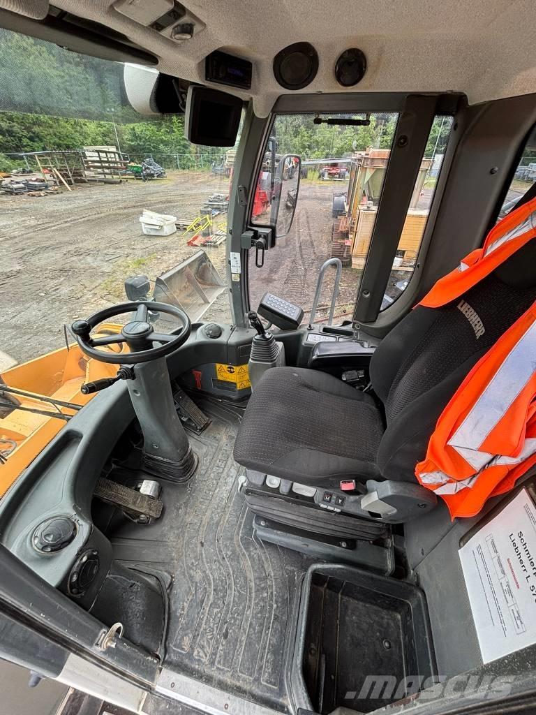 Liebherr L 576 Wheel loaders