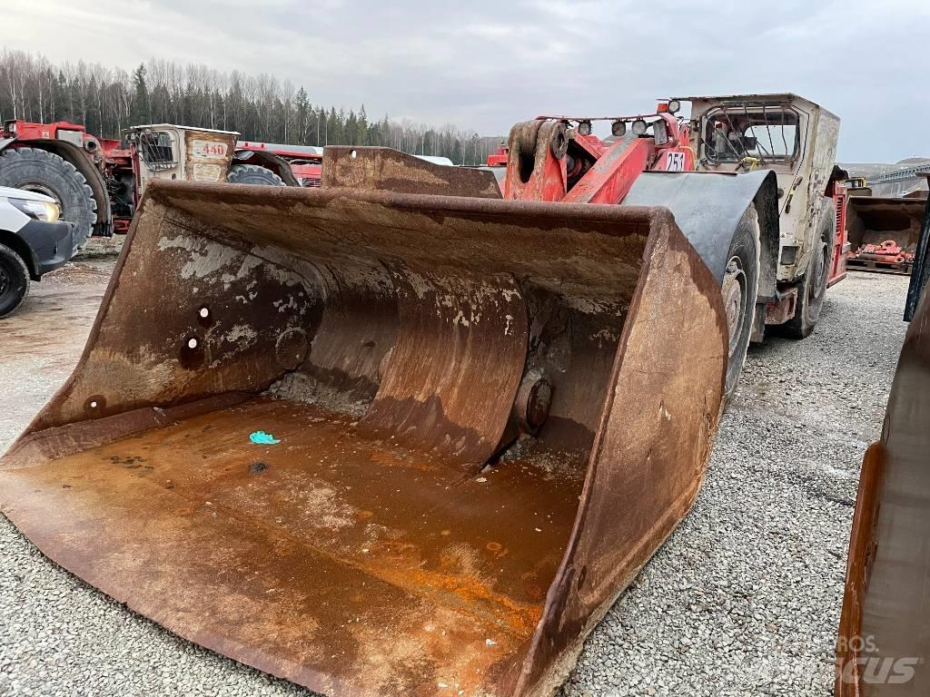 Sandvik LH 410 Underground Loaders