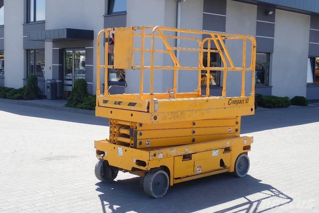 Haulotte Compact 10 Scissor lifts