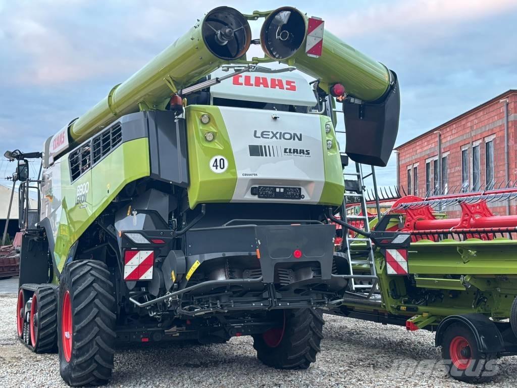 CLAAS Lexion 8900 TT Combine harvesters