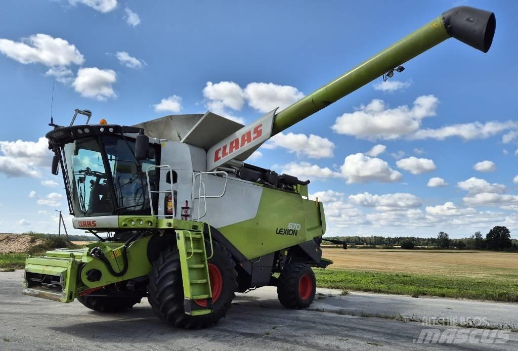 CLAAS Lexion 670 Combine harvesters