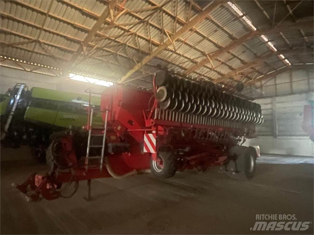 Kverneland DG 1200 Drills