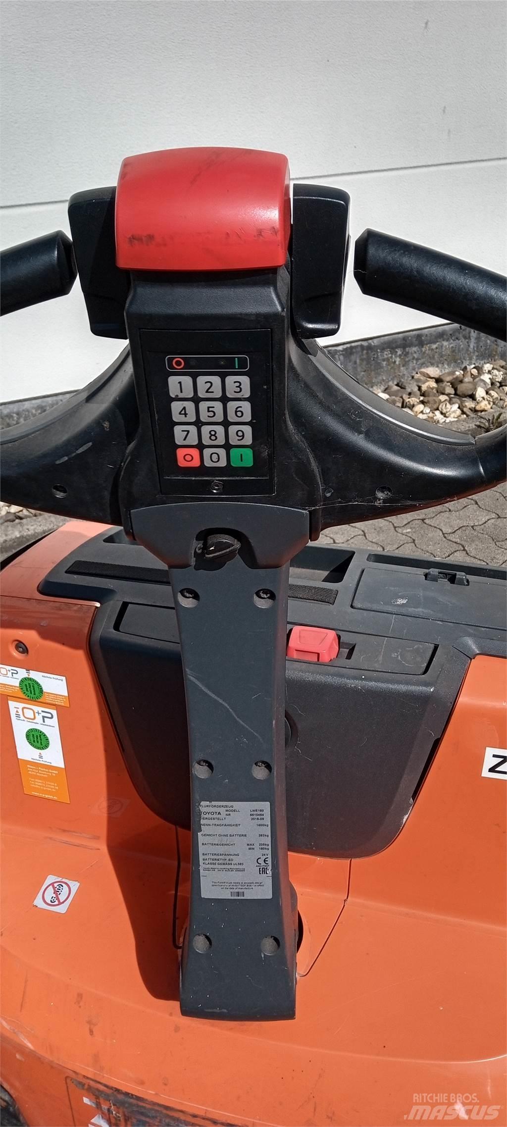 Toyota LWE 160 Low lifter