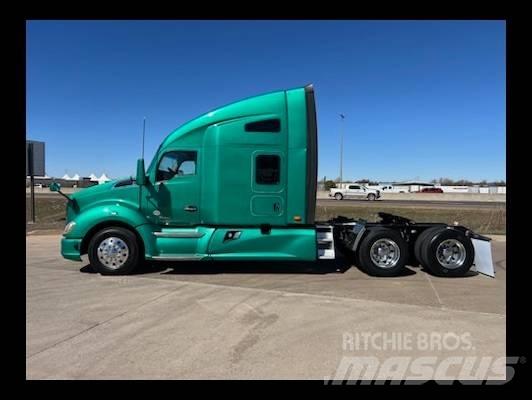 Kenworth T 680 Prime Movers