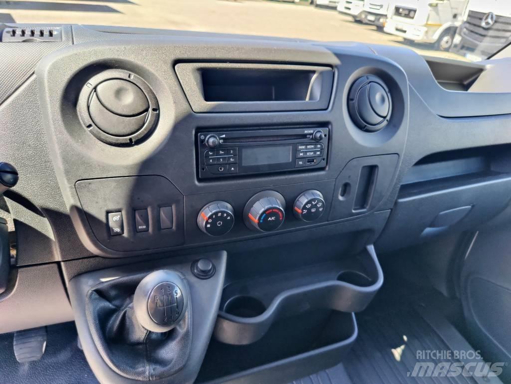 Renault Master Panel vans