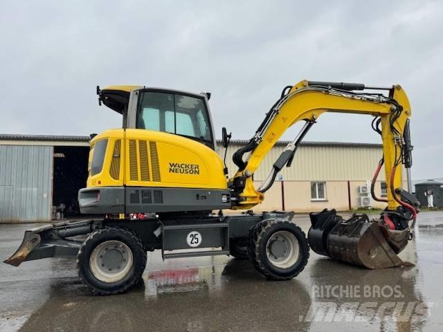 Wacker Neuson EW 65 Wheeled excavators
