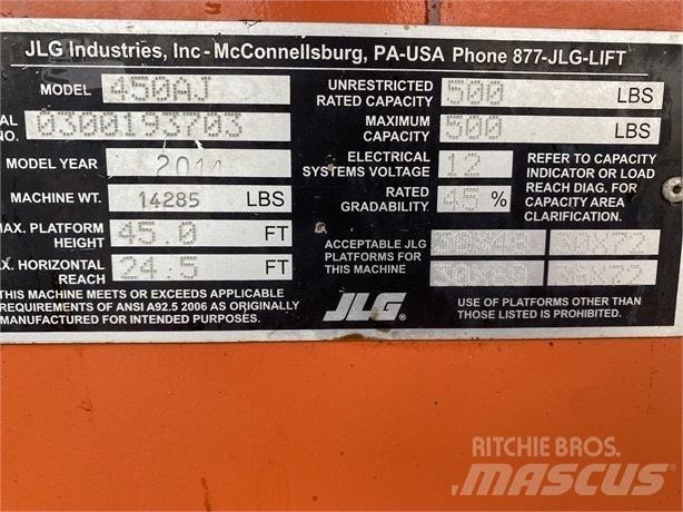 JLG 450 AJ Articulated boom lifts