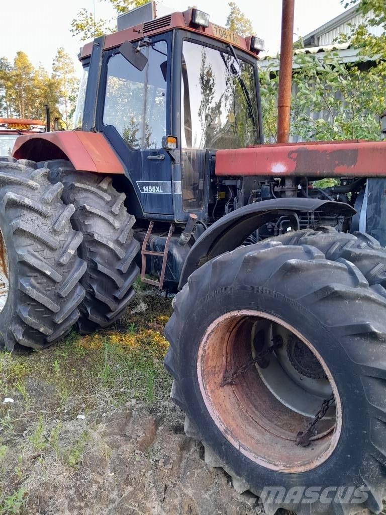 CASE 1455 Tractors