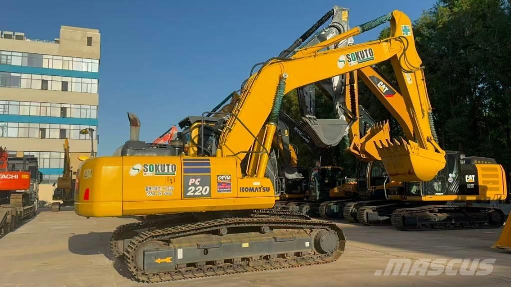 Komatsu PC 220-8 Crawler excavators