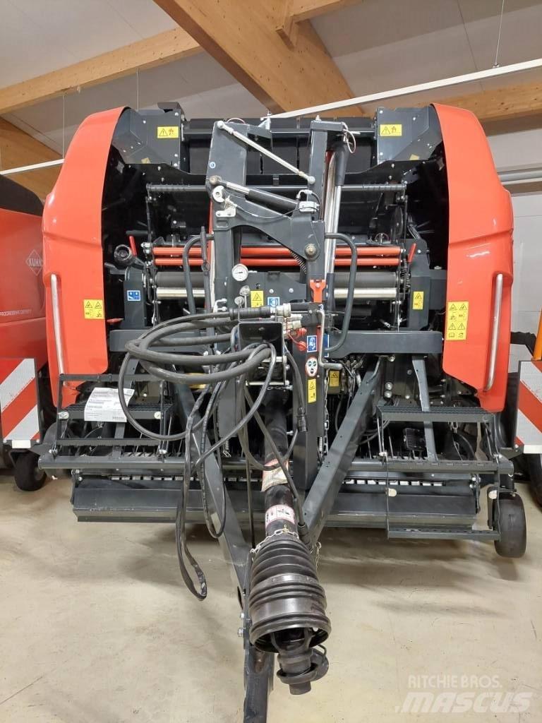 Kuhn VBP 3165 OC 23 Round balers