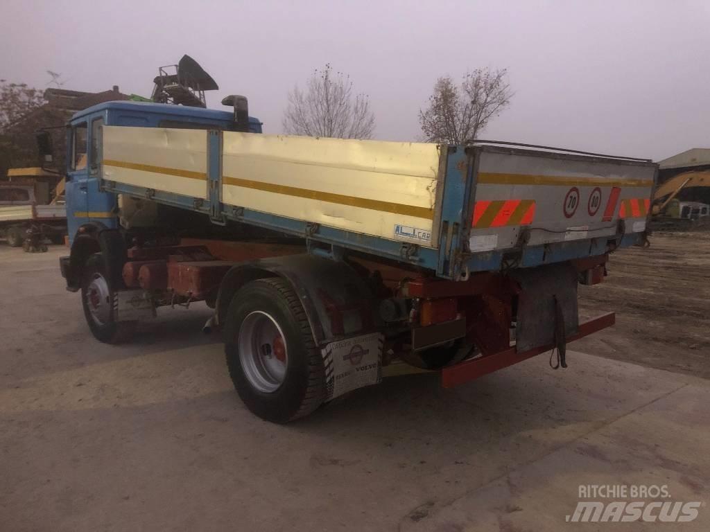 Iveco 150-17 Tipper trucks