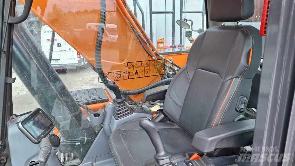 Doosan DX210LC-7 Crawler excavators