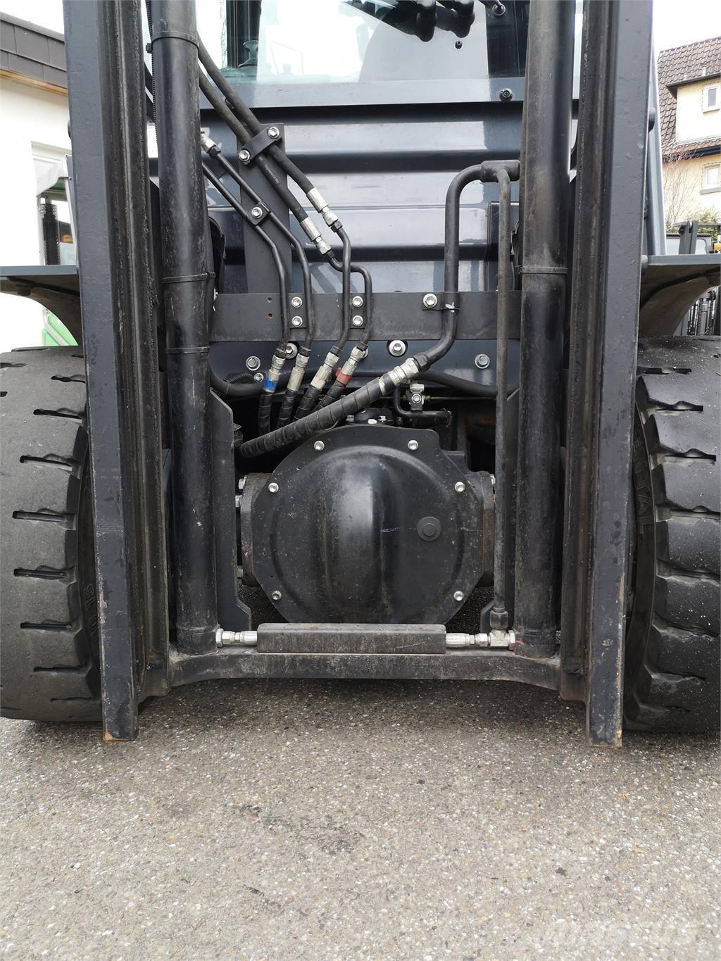 Toyota 02-8FDF30 Diesel trucks