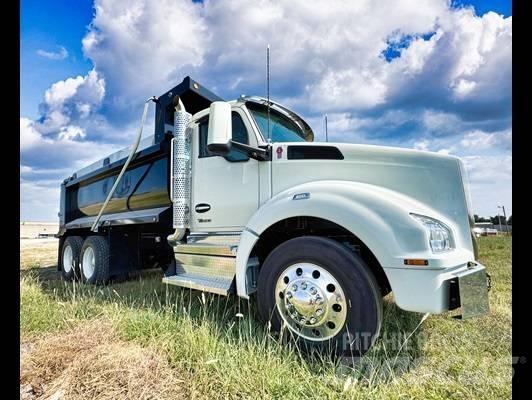 Kenworth T 880 Prime Movers