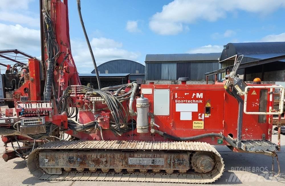 Klemm KR709-2 Drilling rigs