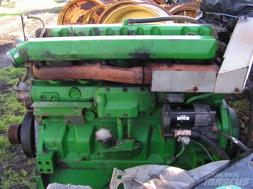 John Deere 8100 Engines