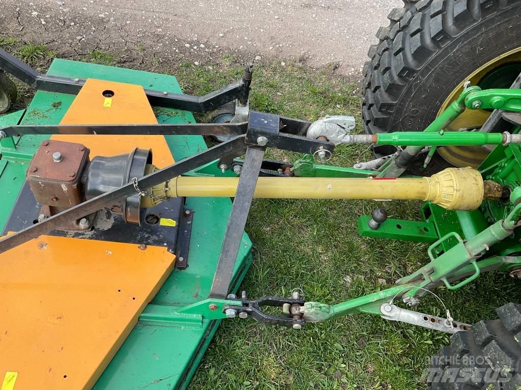 John Deere 4066 R Tractors