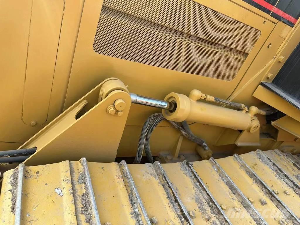 CAT D5C Crawler dozers