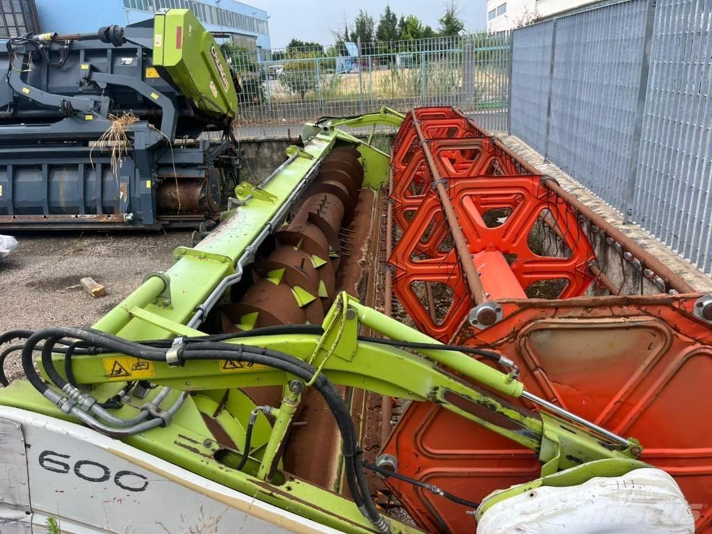 CLAAS C 600 Combine harvester heads