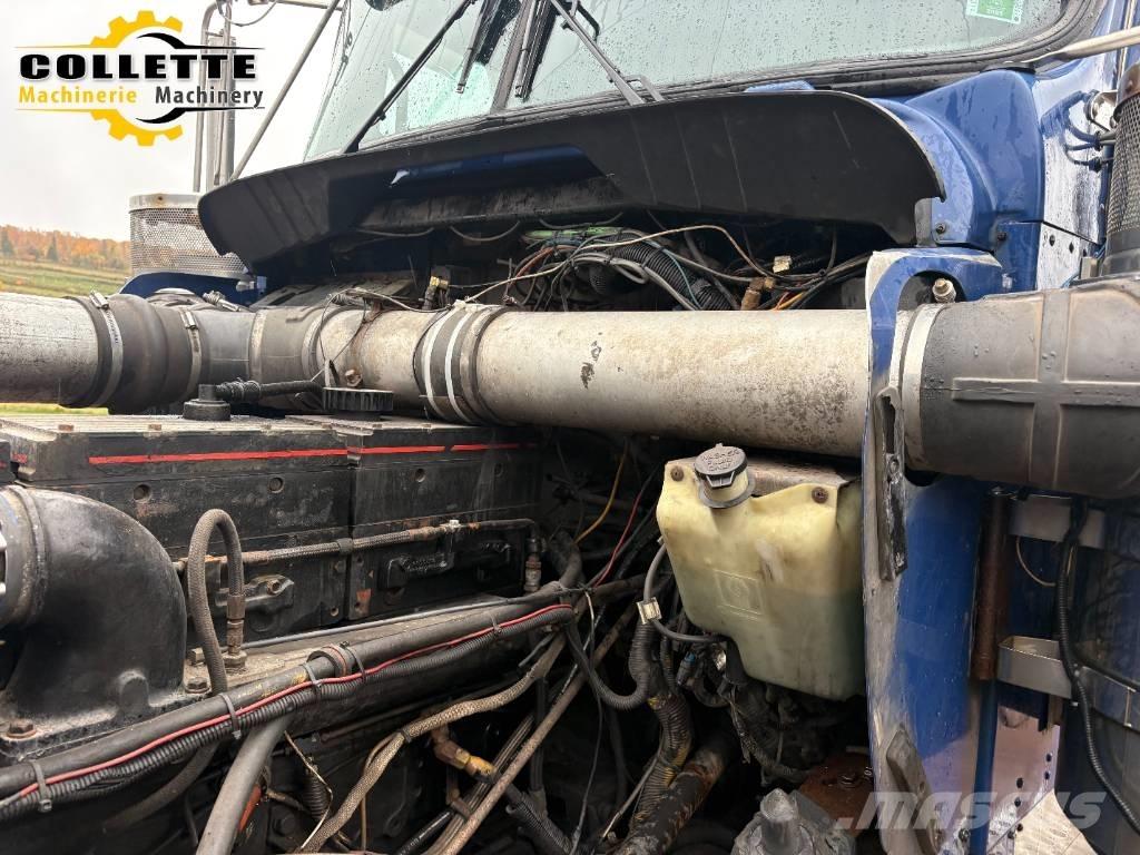 Kenworth W 900 Prime Movers