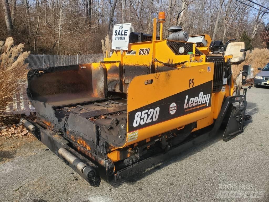 LeeBoy 8520C Asphalt pavers