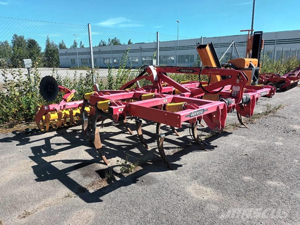 Väderstad Cultus350 Cultivators