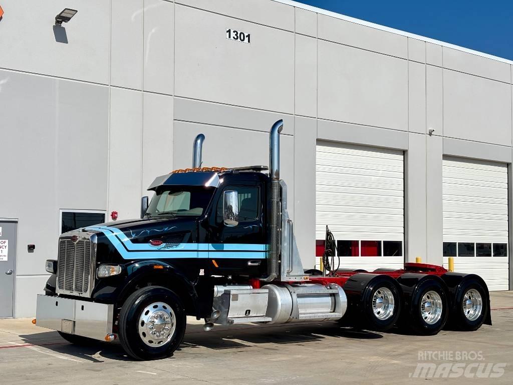 Peterbilt 567 Prime Movers