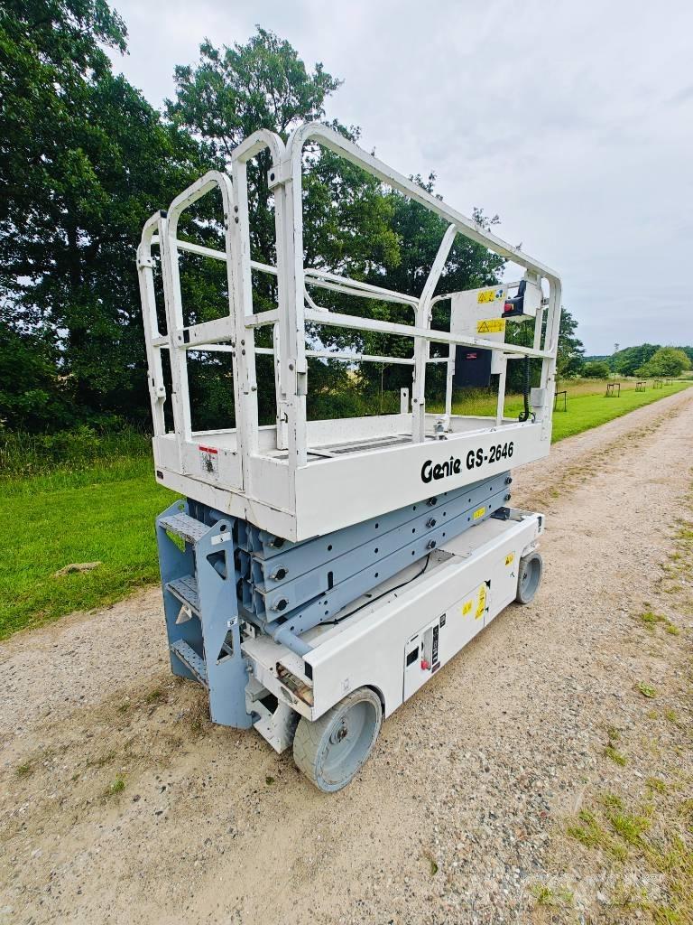 Genie 2646 Scissor lifts