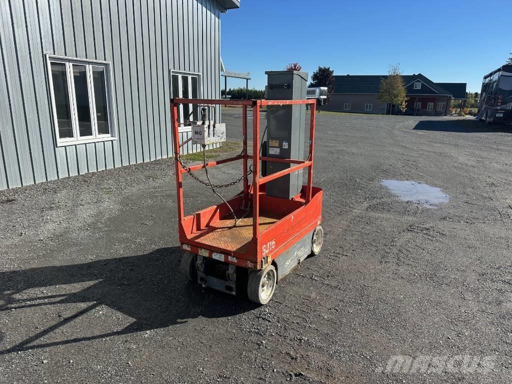 SkyJack SJ 16 Used Personnel lifts and access elevators