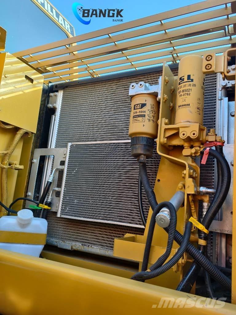 CAT 330 CL Crawler excavators