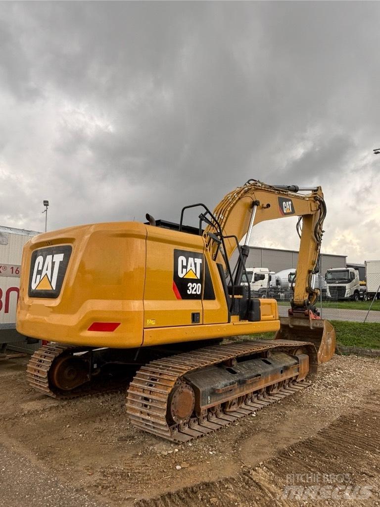 CAT 320 Crawler excavators