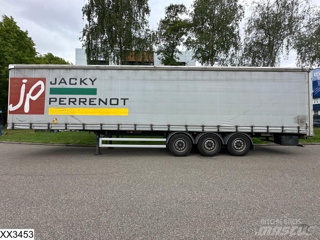Fruehauf Tautliner Curtain sider semi-trailers