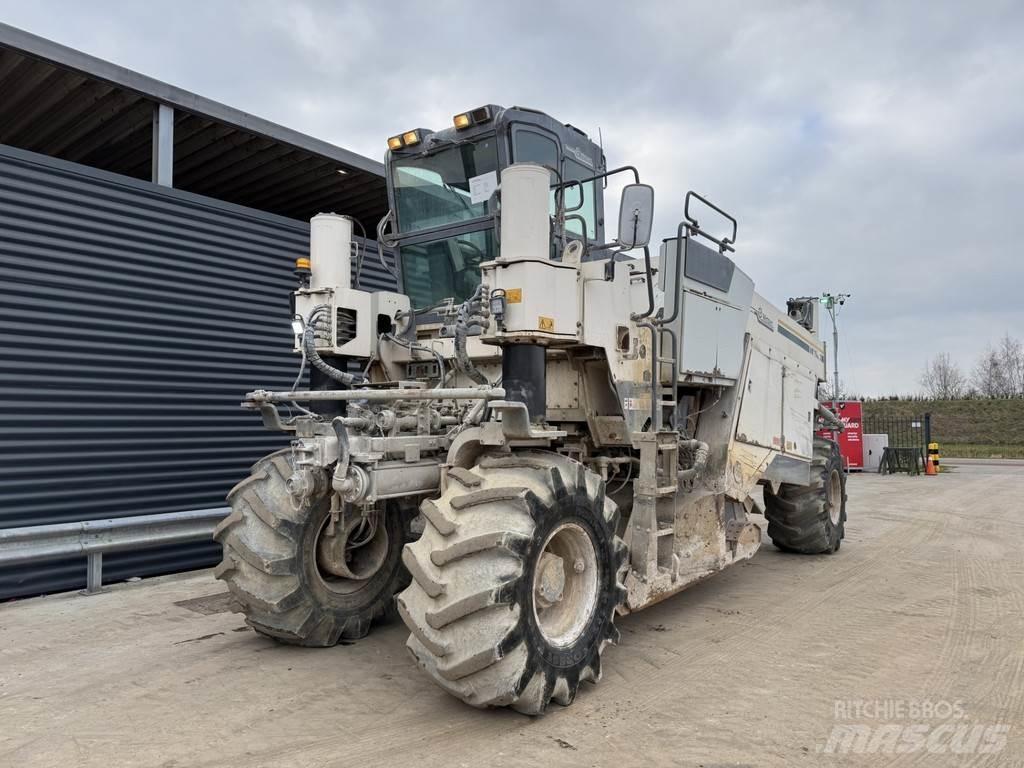 Wirtgen WR 2500S Asphalt recycling