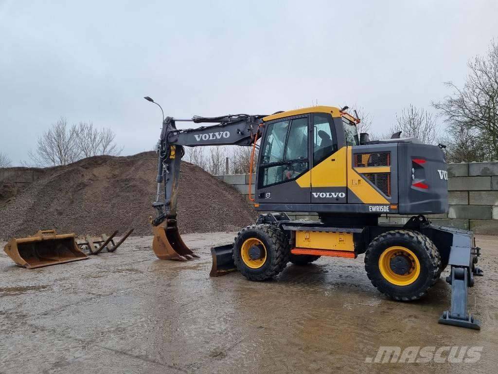 Volvo EWR 150 E Wheeled excavators