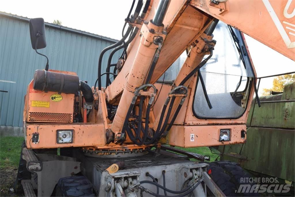 O&K MH 5 Wheeled excavators