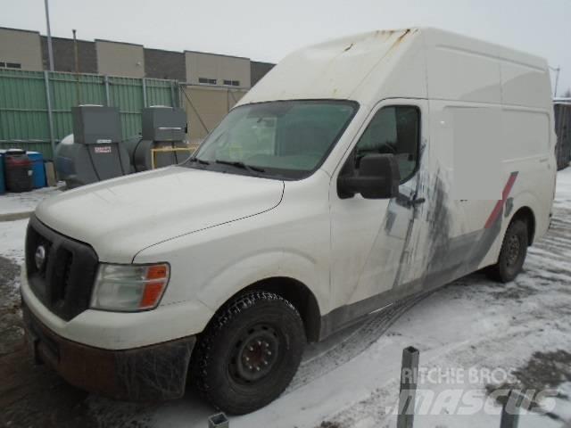 Nissan NV2500HD Box trucks