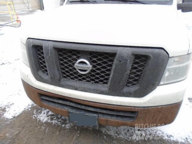 Nissan NV2500HD Box trucks