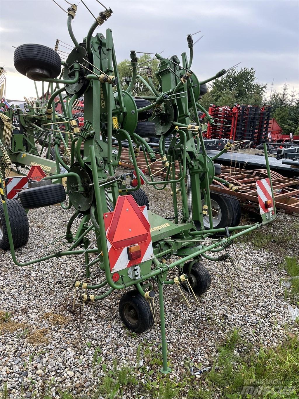 Krone KW 8.82/8 Rakes and tedders