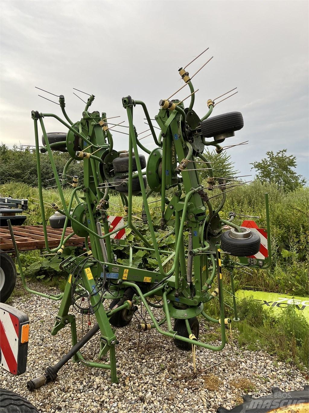 Krone KW 8.82/8 Rakes and tedders