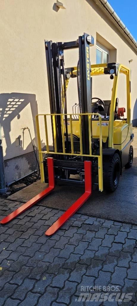 Hyster H 2.0 FT LPG trucks