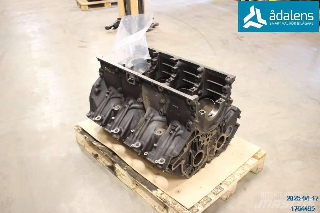 Scania R 730 Engines