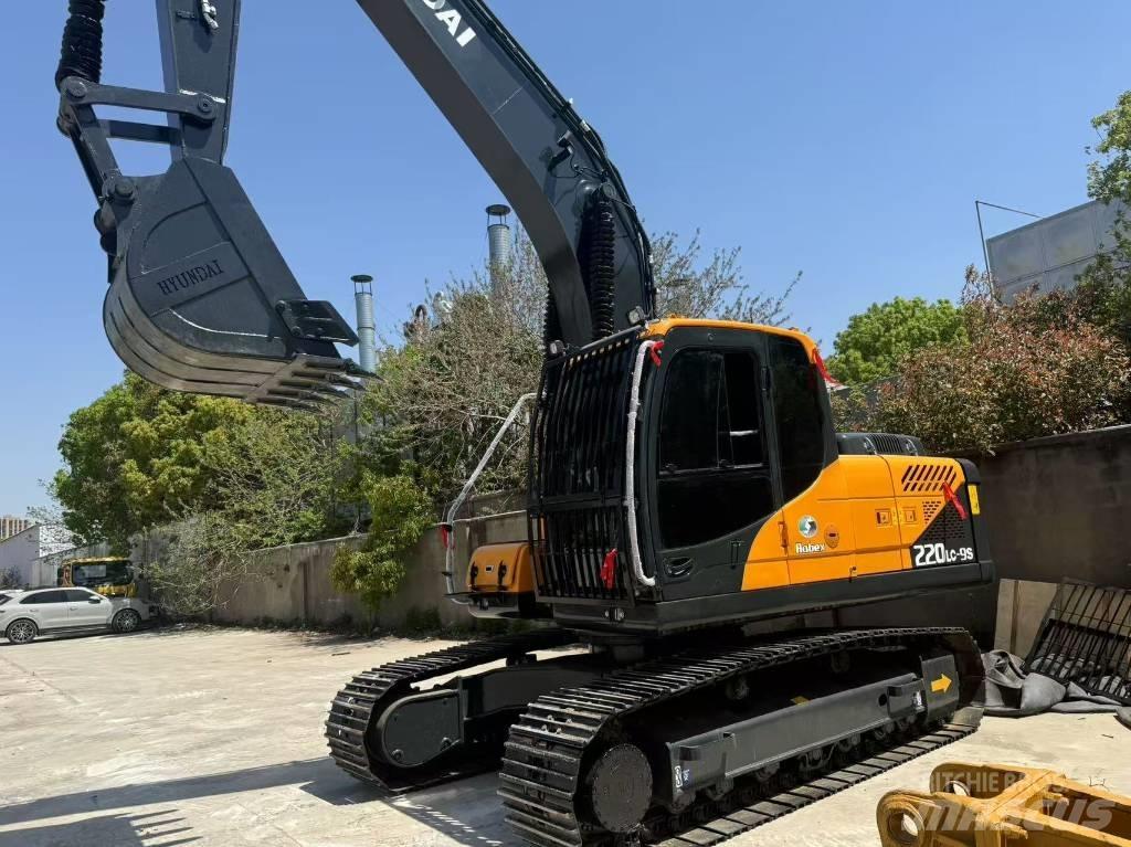 Hyundai R220LC-9S Crawler excavators