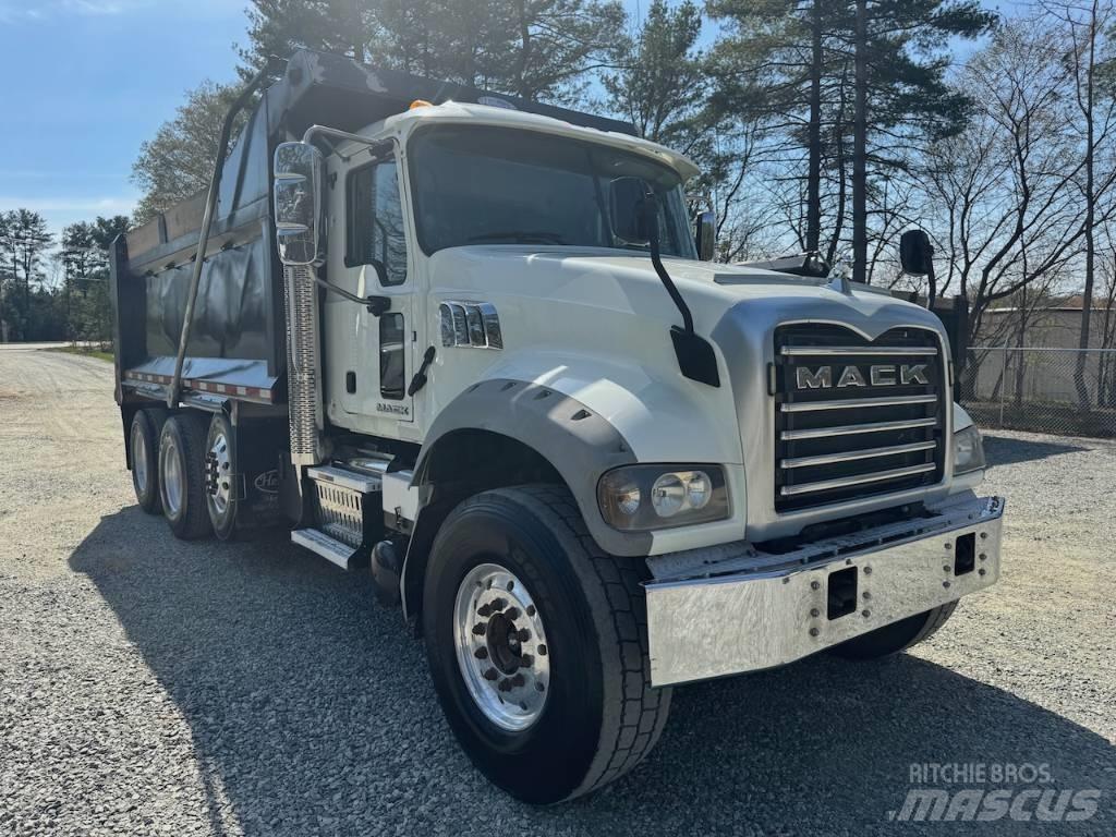 Mack GU433 Tipper trucks