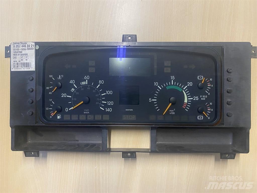 Mercedes-Benz Econic Electronics