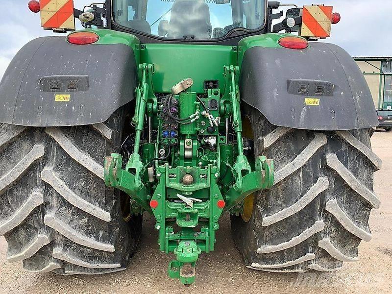 John Deere 8400R Tractors