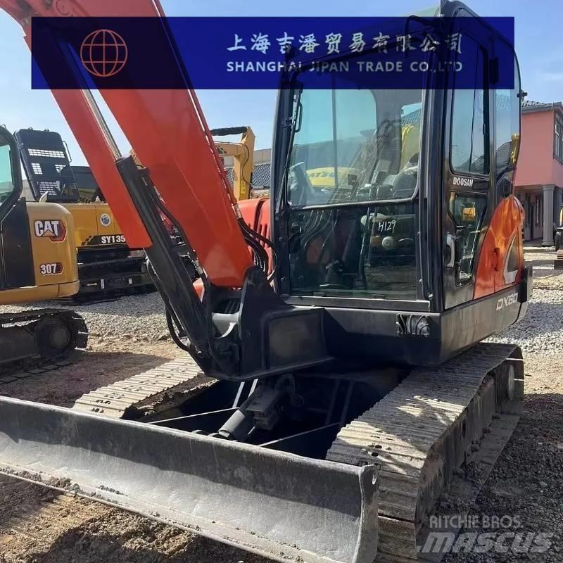 Doosan DX 60 Crawler excavators