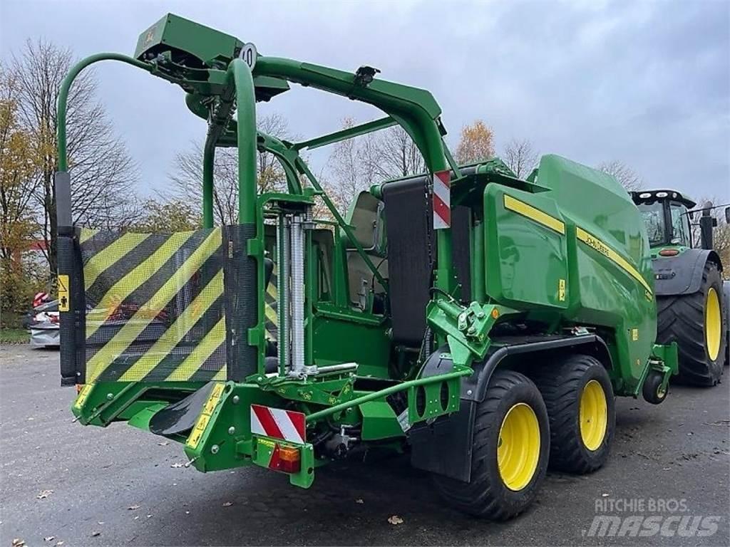 John Deere C451R Round balers