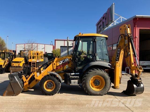 JCB 3CX AEC Backhoe