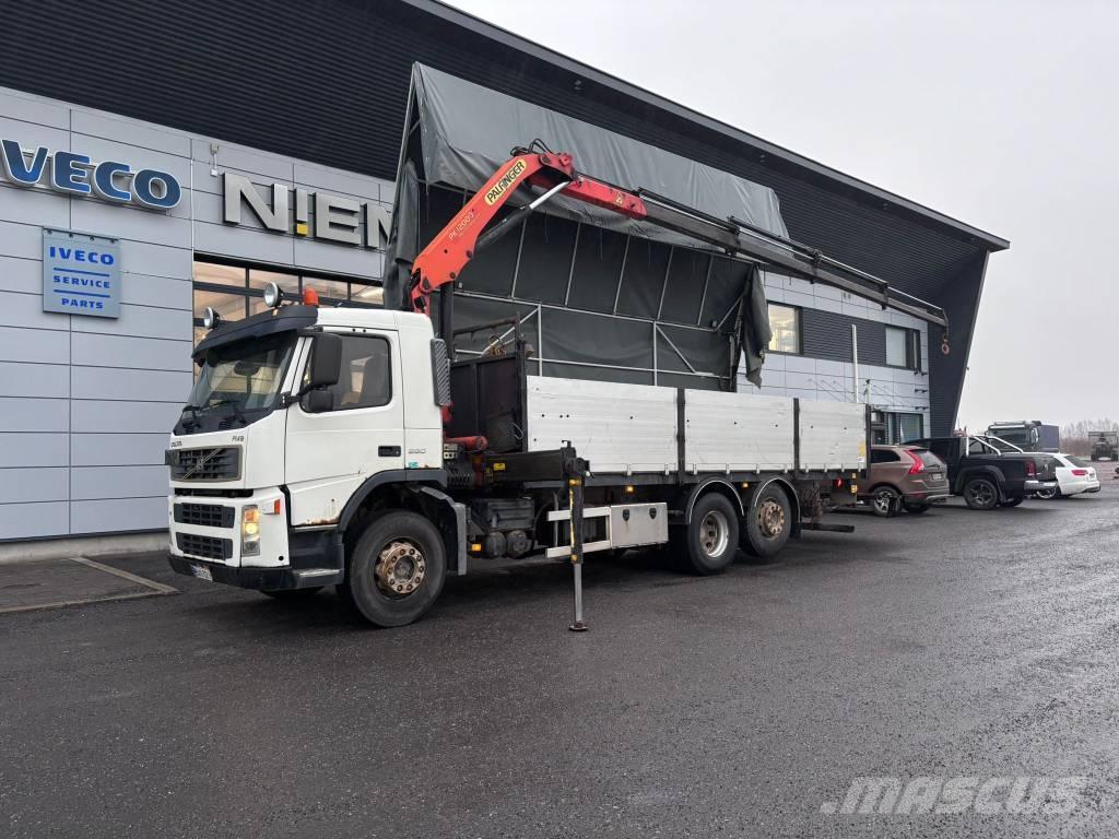 Volvo FM9 Truck mounted cranes